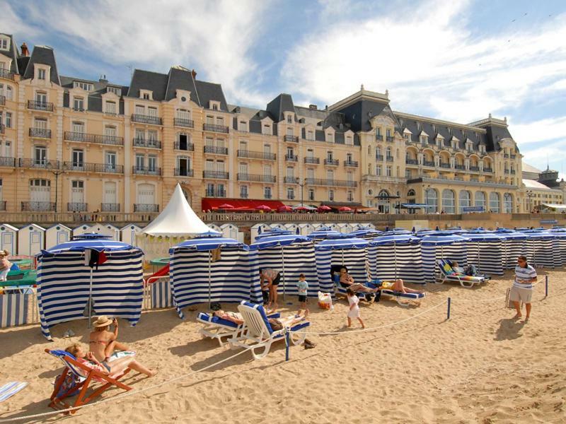 Cabourg - Hyper Centre, Plage المظهر الخارجي الصورة